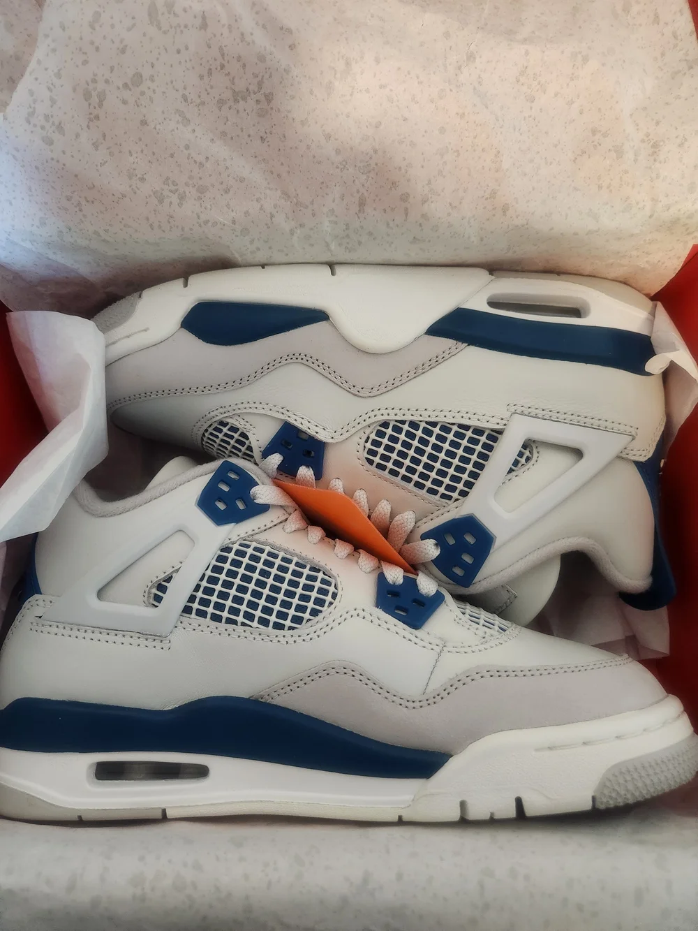 Air Jordan 4 Retro Military Blue size 5y